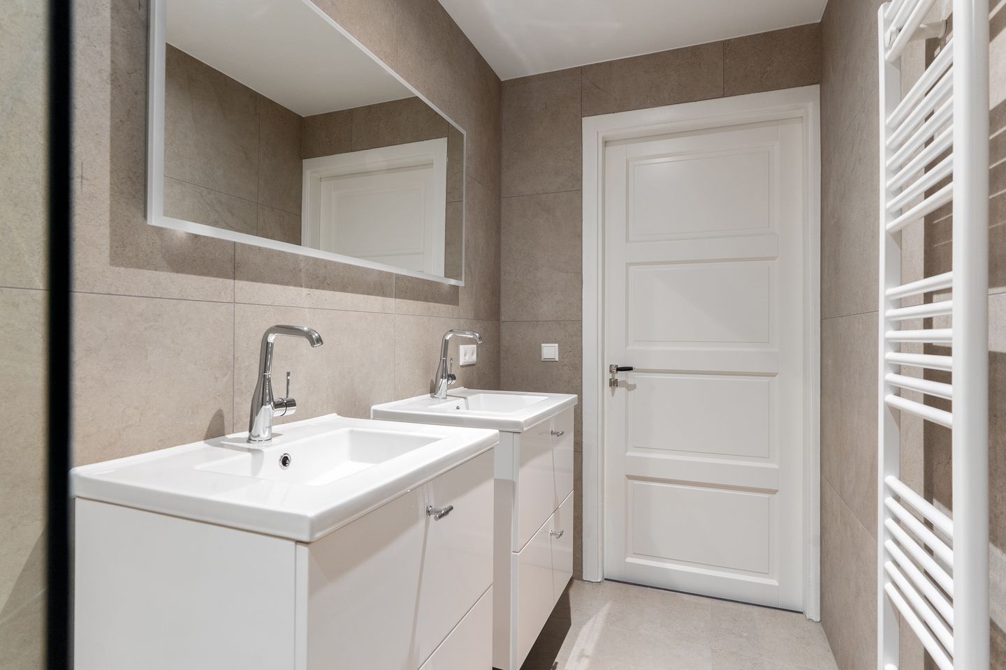 Foto 35 van Eerste Helmersstraat 15-2