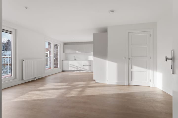 Foto 7 van Eerste Helmersstraat 15-4