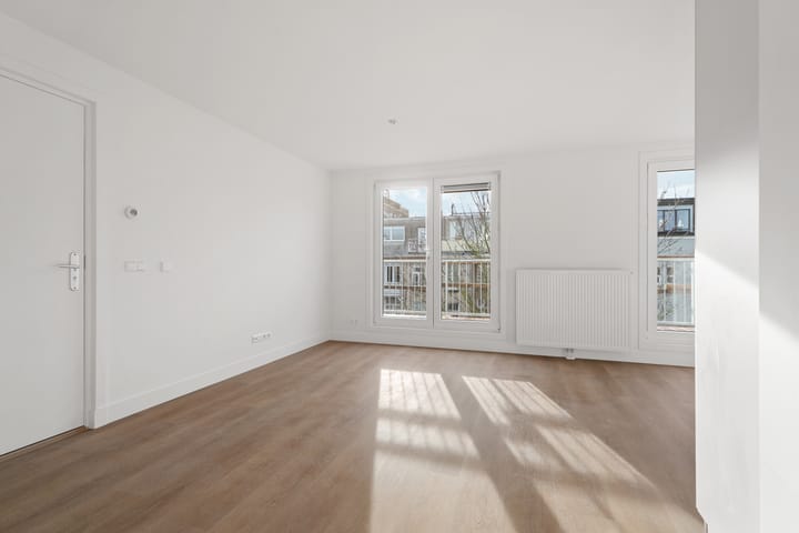 Foto 10 van Eerste Helmersstraat 15-4