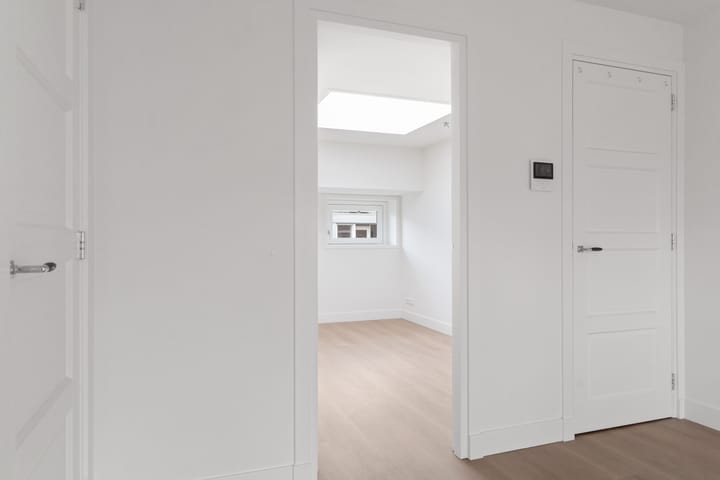 Foto 25 van Eerste Helmersstraat 15-4