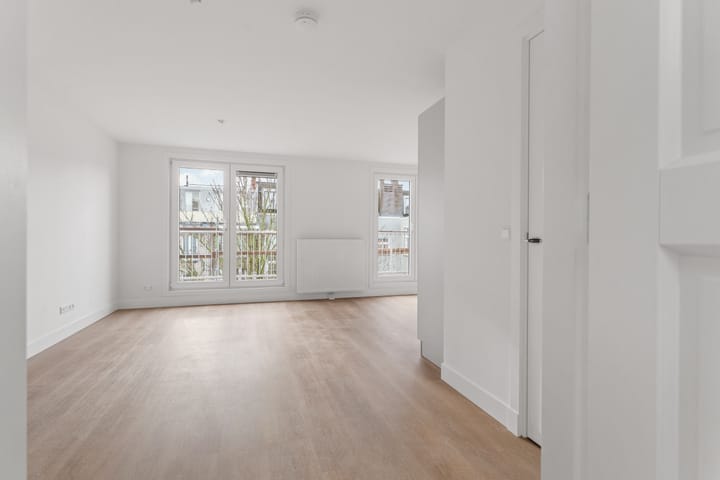 Foto 31 van Eerste Helmersstraat 15-4