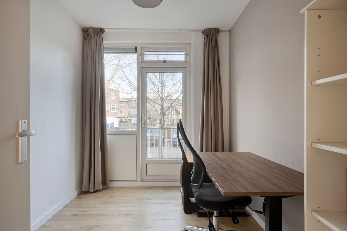 Photo 14 of Newtonplein 53