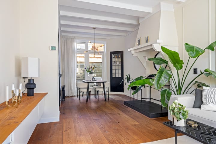 Photo 8 of Mesdagstraat 40