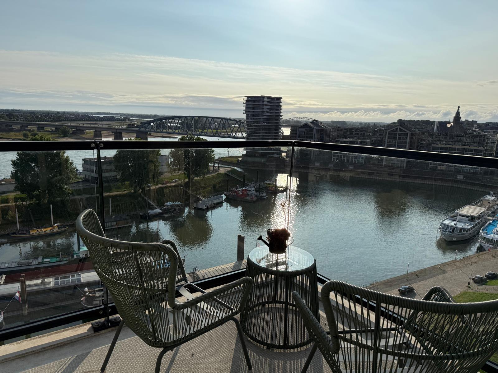 Foto 21 van Waalbandijk 409