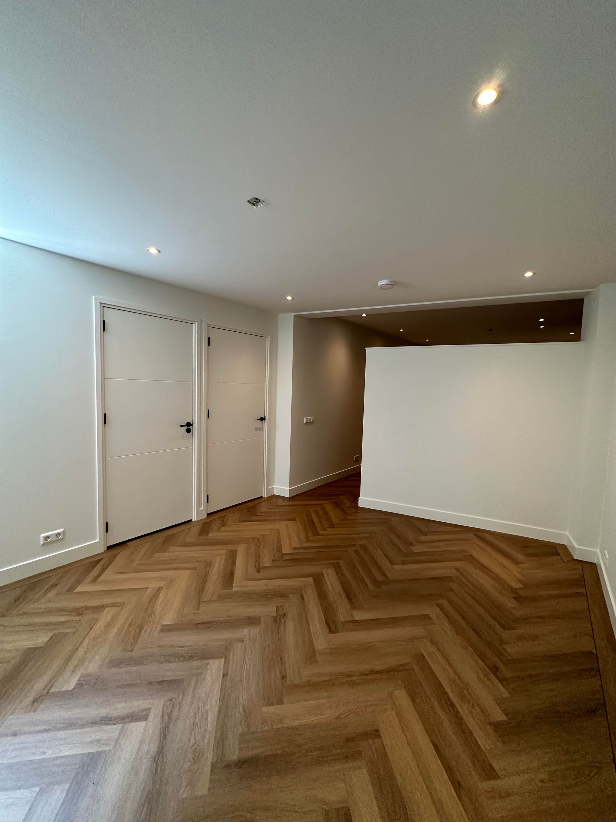 Photo 9 of Plantage 8