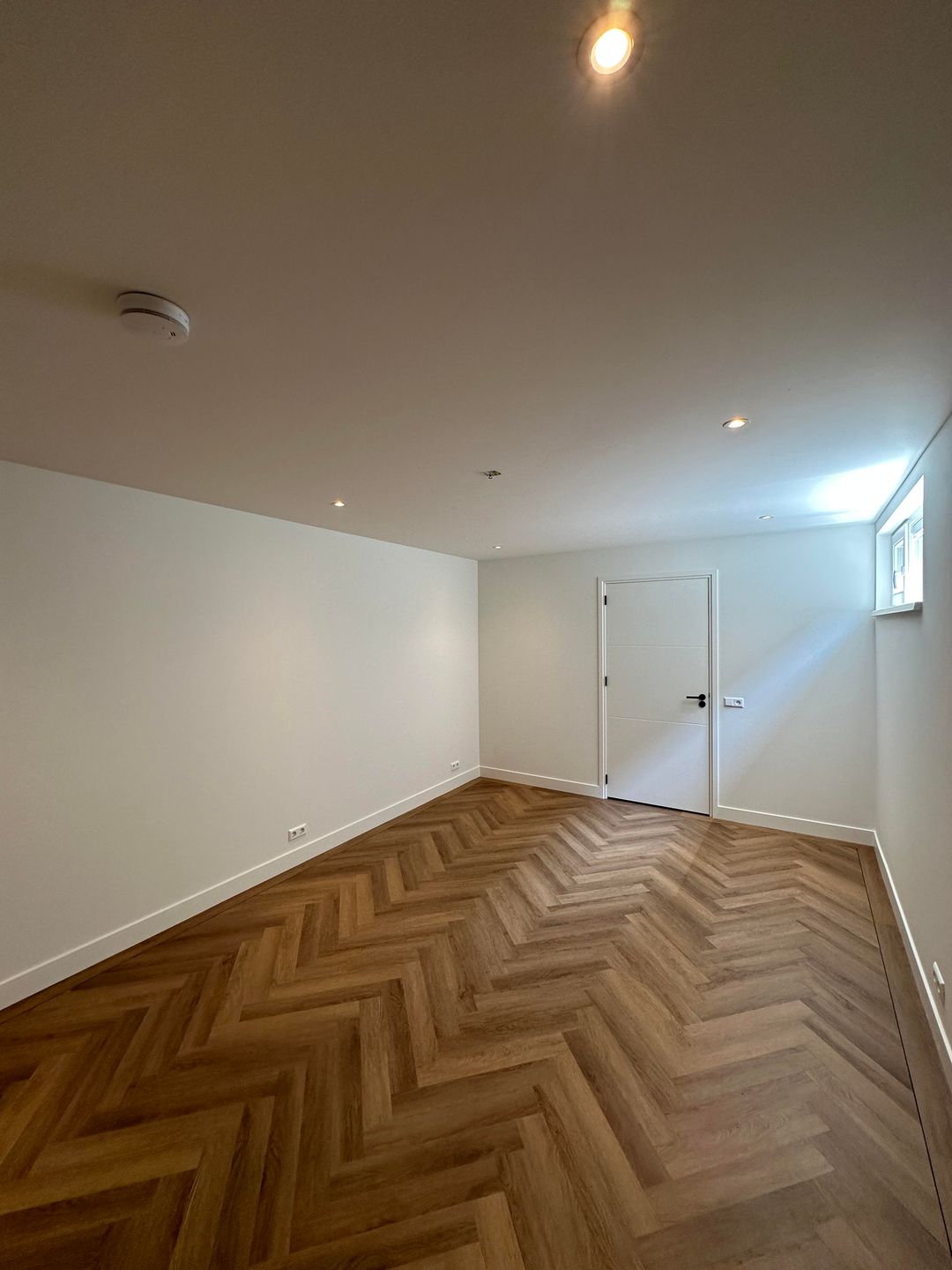 Photo 11 of Plantage 8