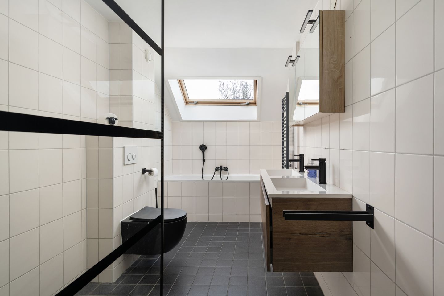 Foto 20 van Ireneplaats 144