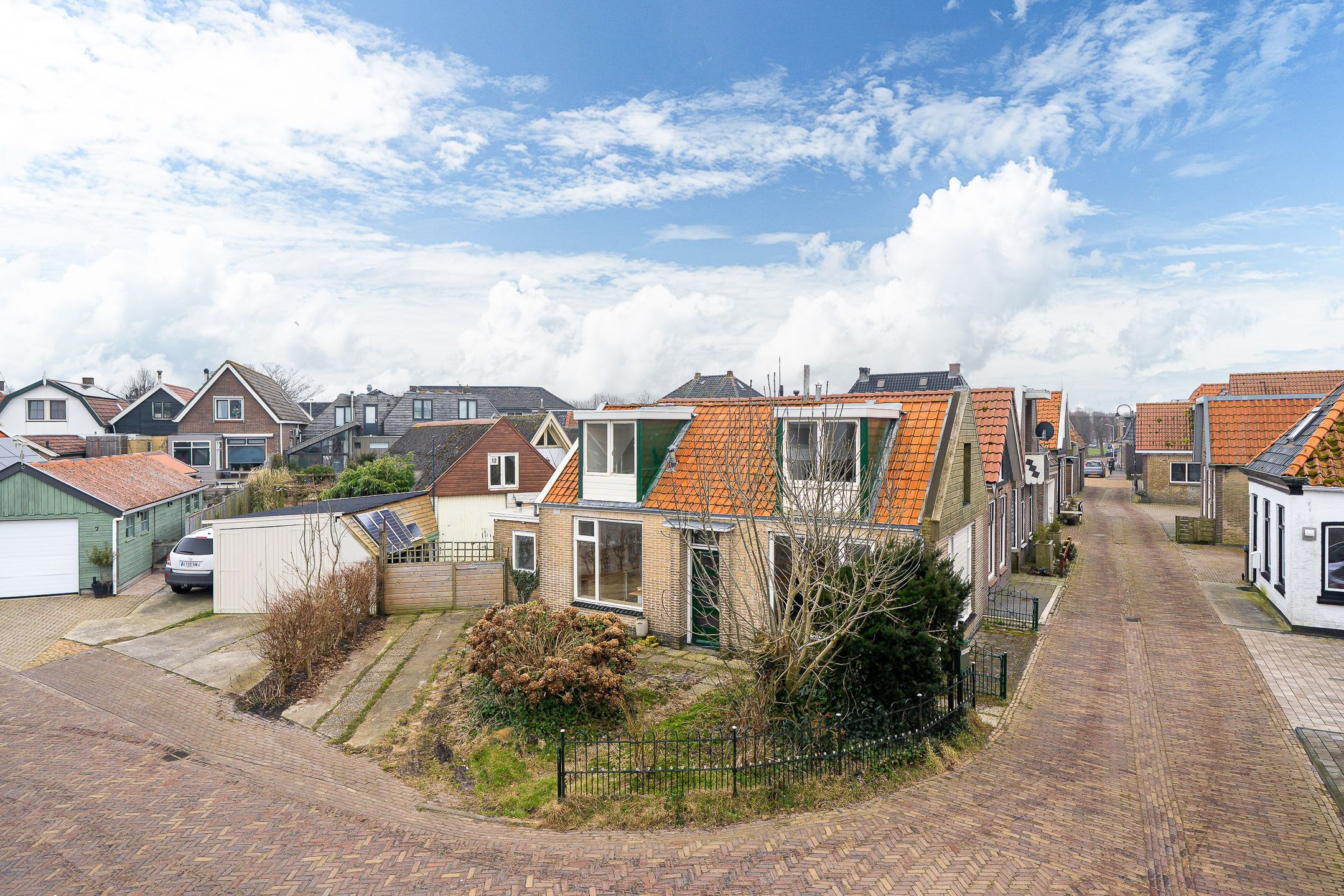 Foto 3 van Dwinger 12