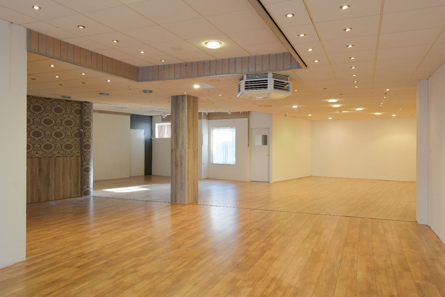 Bekijk foto 5 van Oranjestraat 25