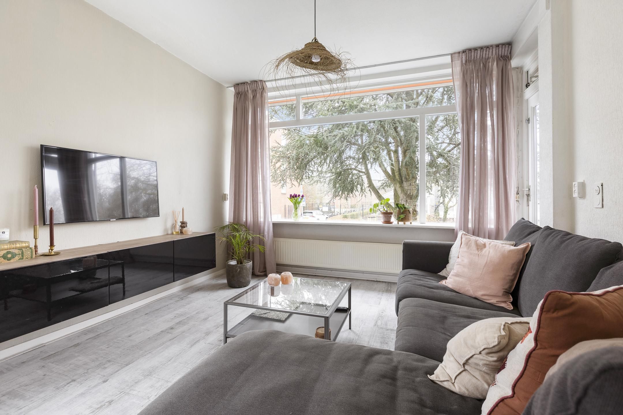 Foto 9 van Multatulistraat 102