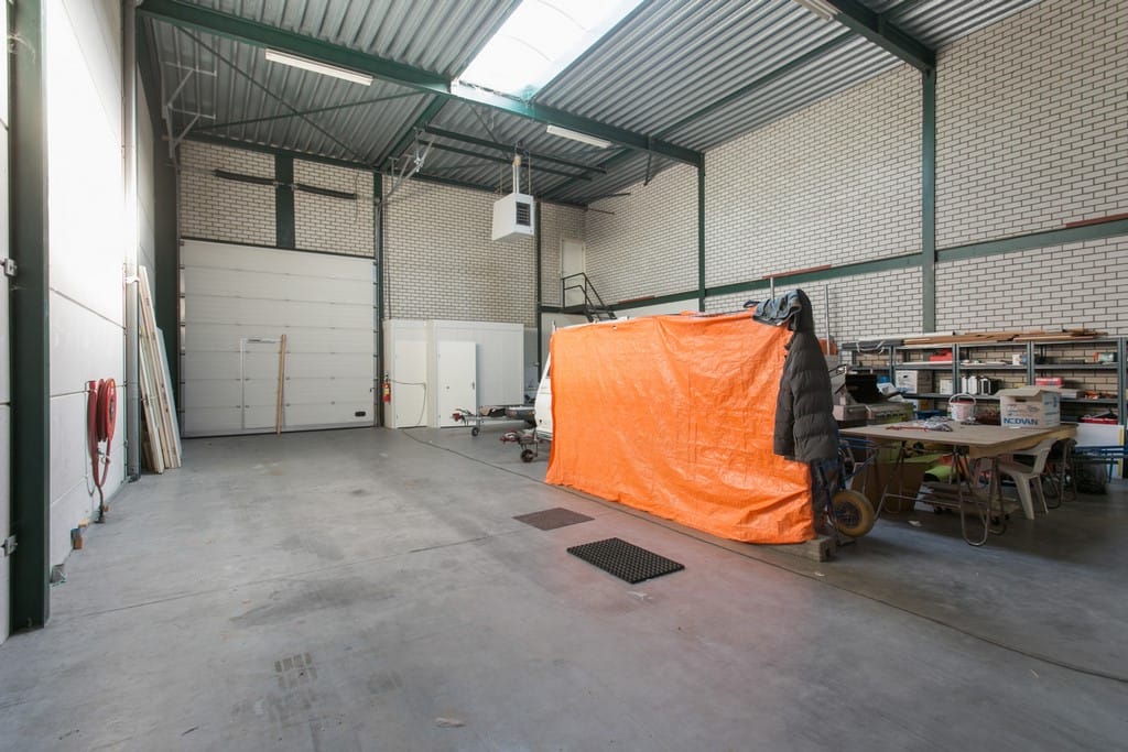 View photo 3 of Weidehek 30-E