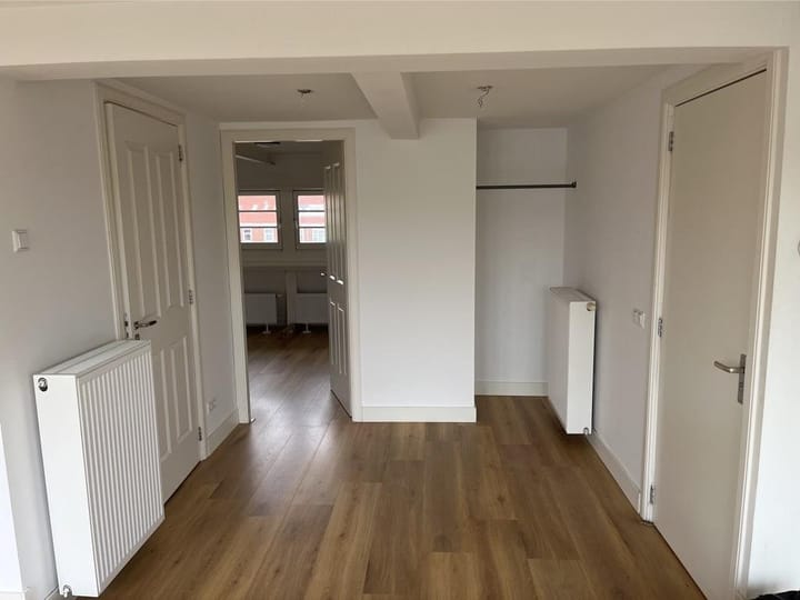 Foto 5 van Paramariboplein 53-4