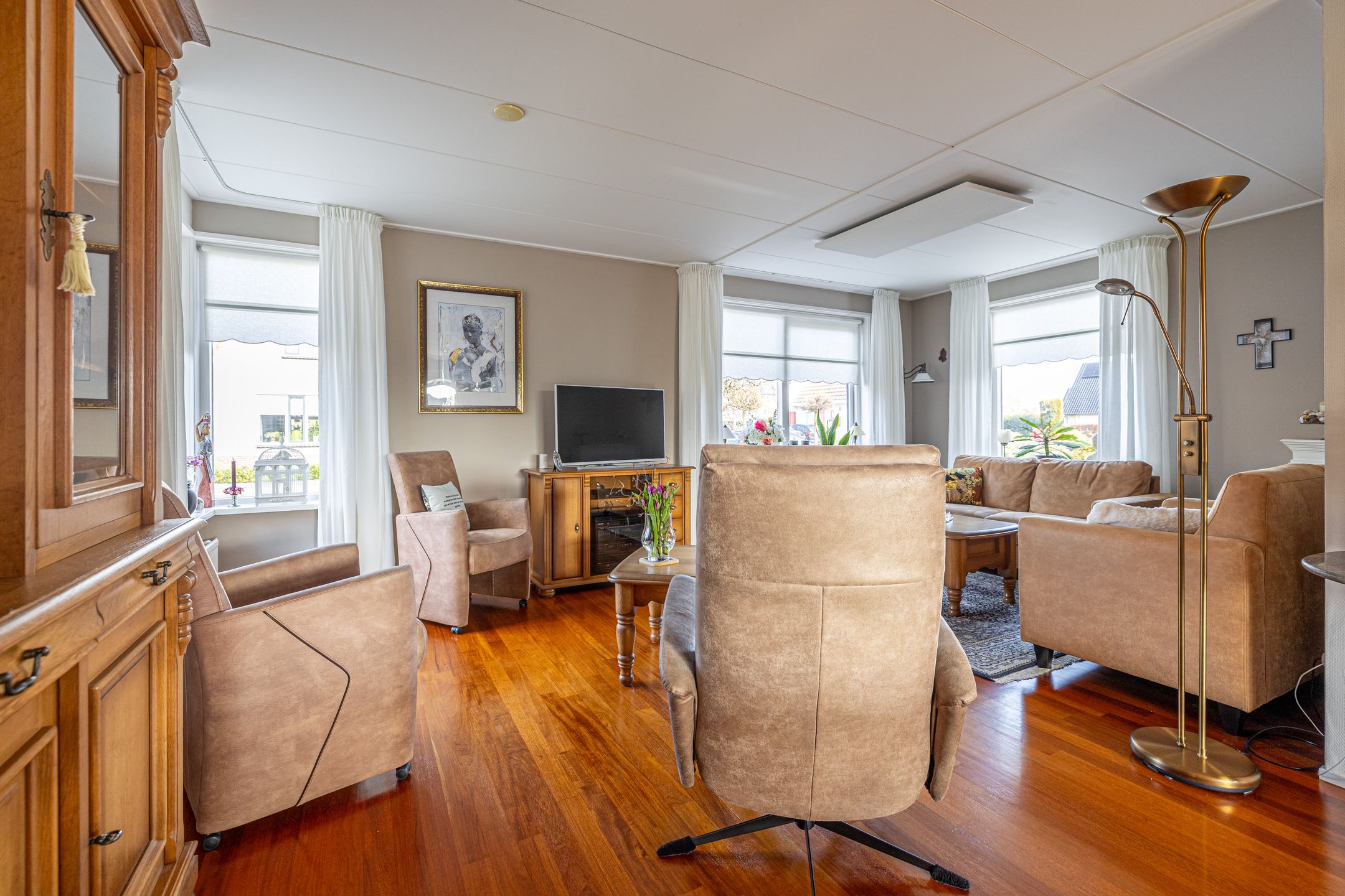 Photo 9 of S.E. Wendelaar Bongastrjitte 4