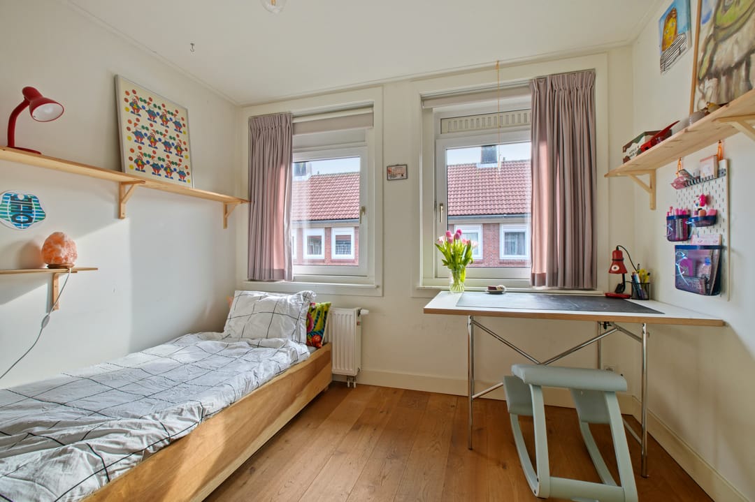 Photo 16 of Terschellingstraat 11