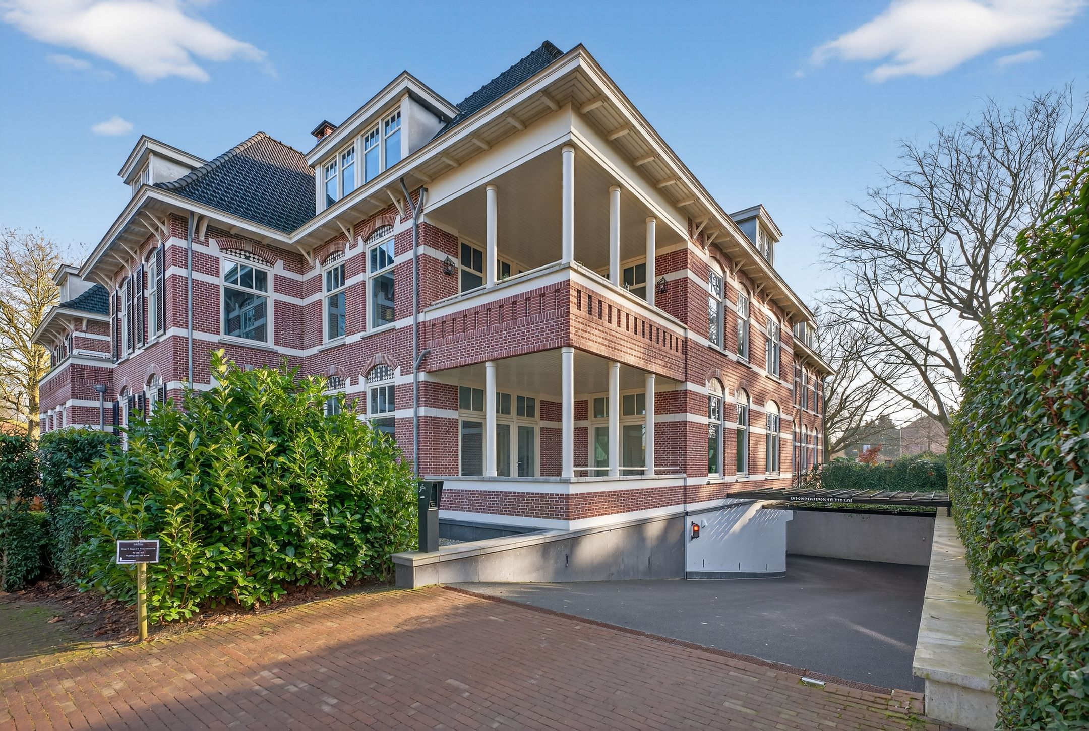 Foto 3 van Burgemeester van Nispen van Sevenaerstraat 34