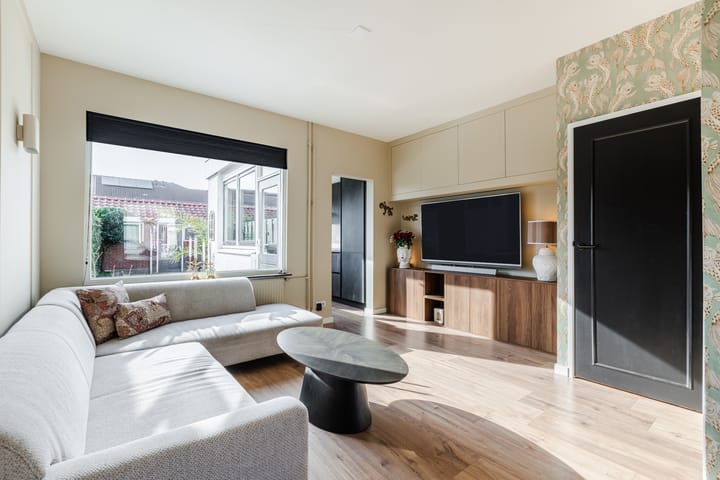 Foto 2 van La Croixstraat 10