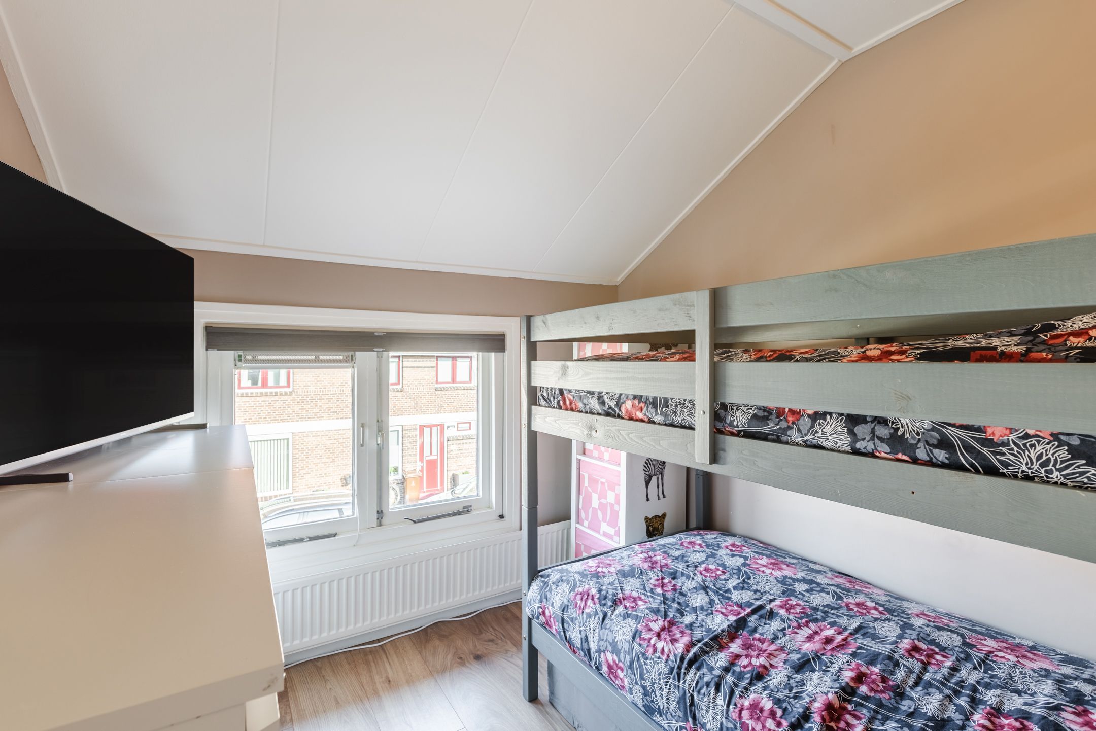 Foto 42 van La Croixstraat 10