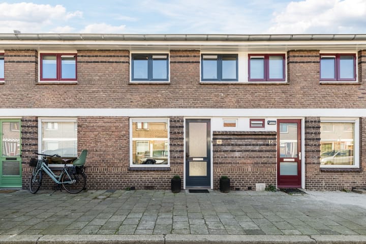 Charming terraced home with sunny southwest garden in Zuilen — 88