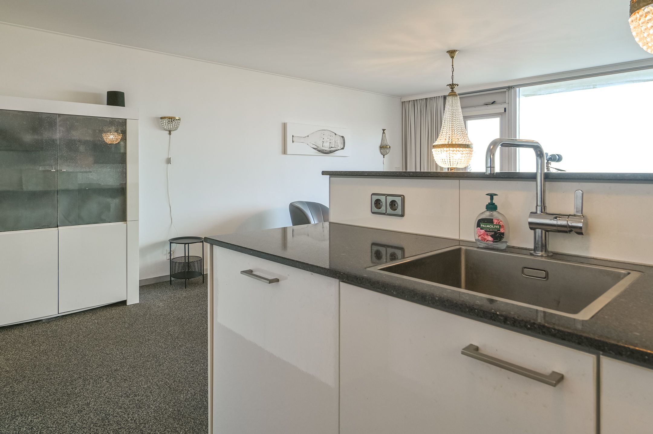 Luxury Beachfront Apartment with Panoramic North Sea Views in Seaport Beach Resort — 32