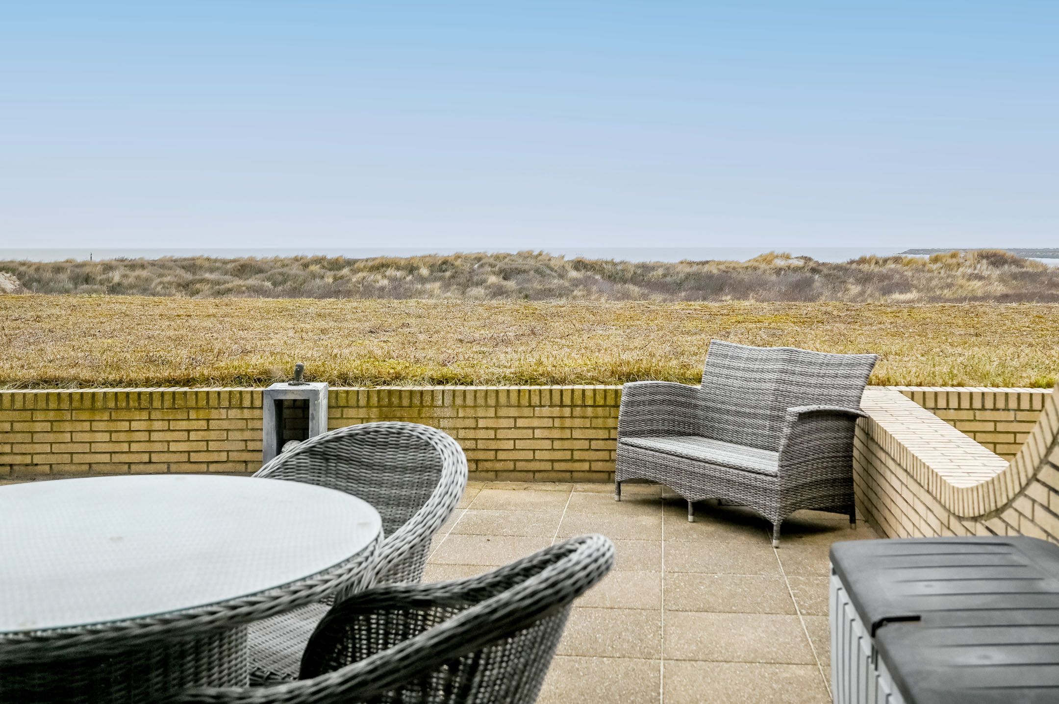 Luxury Beachfront Apartment with Panoramic North Sea Views in Seaport Beach Resort — 38