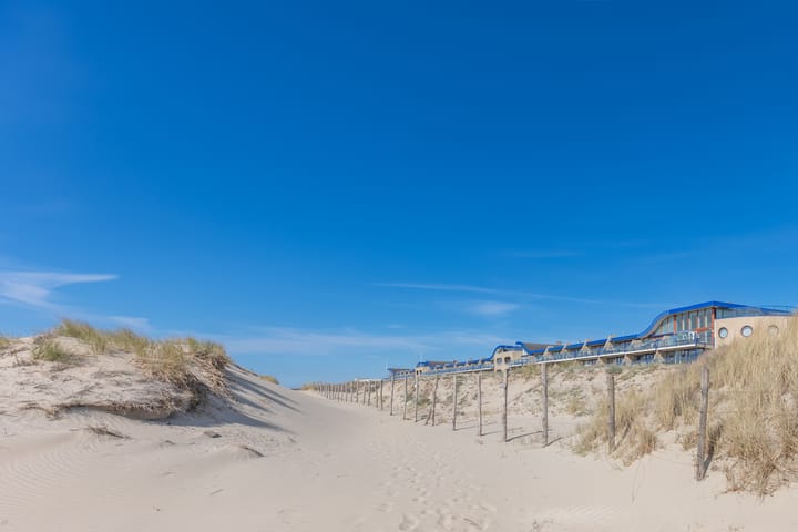 Luxury Beachfront Apartment with Panoramic North Sea Views in Seaport Beach Resort — 66