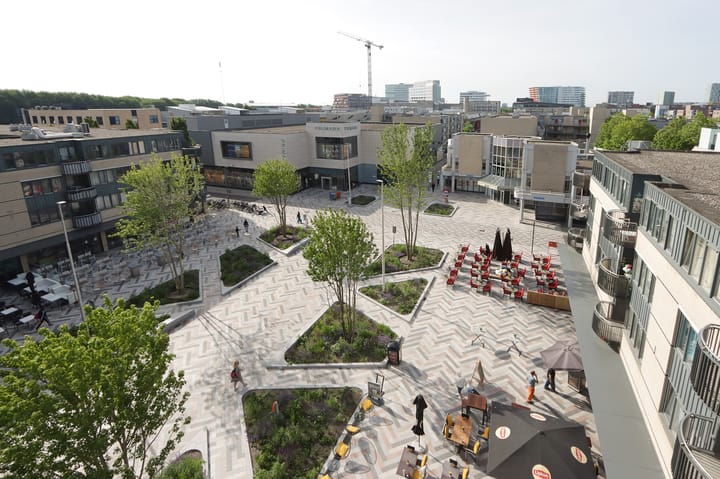 Photo 2 of Stationsplein 5-M