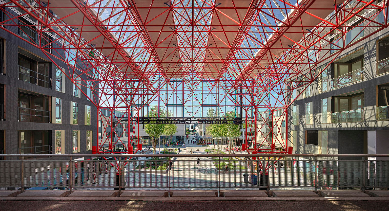 Photo 9 of Stationsplein 5-M