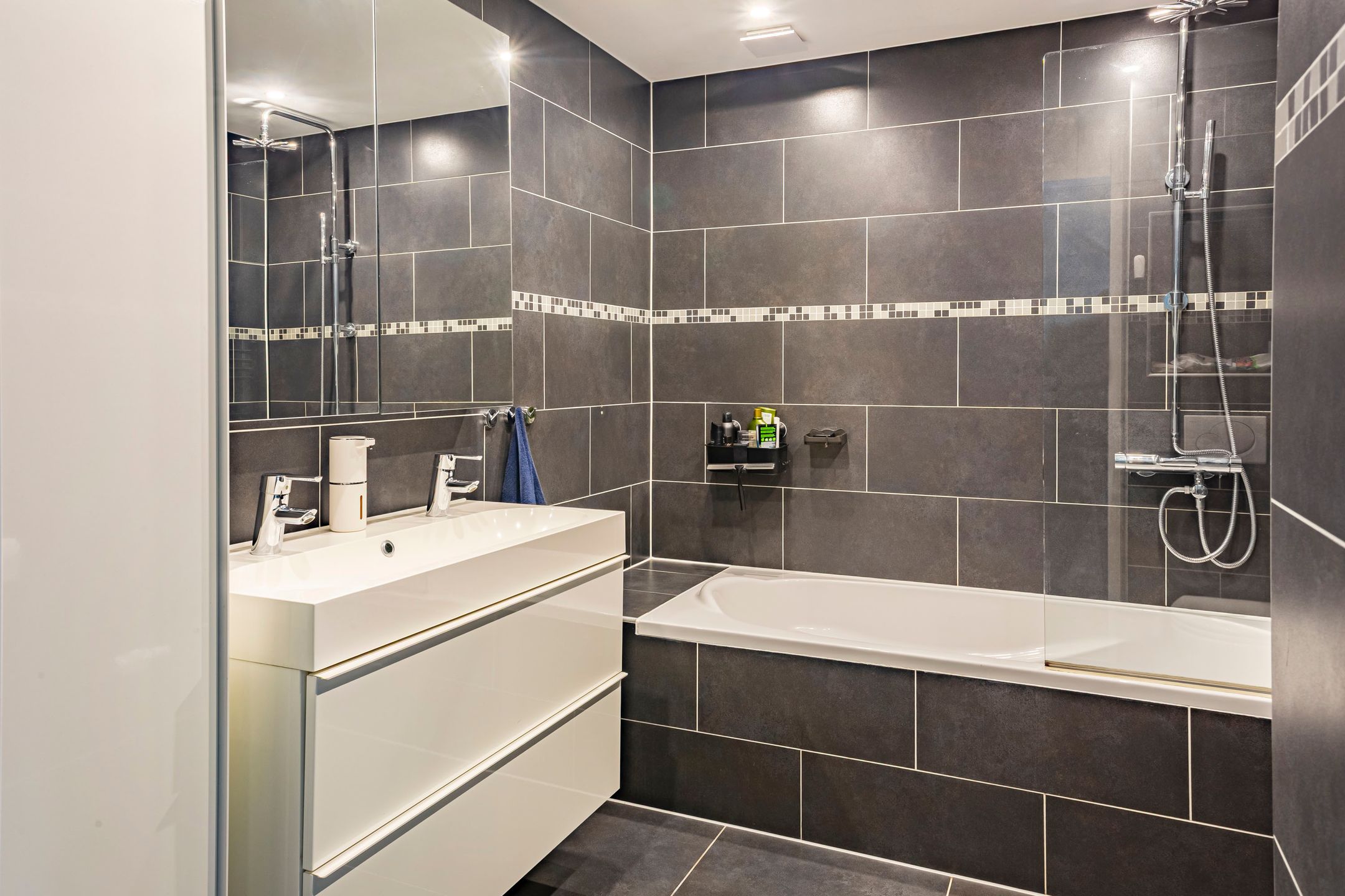 Foto 15 van Annie M.G. Schmidthof 15