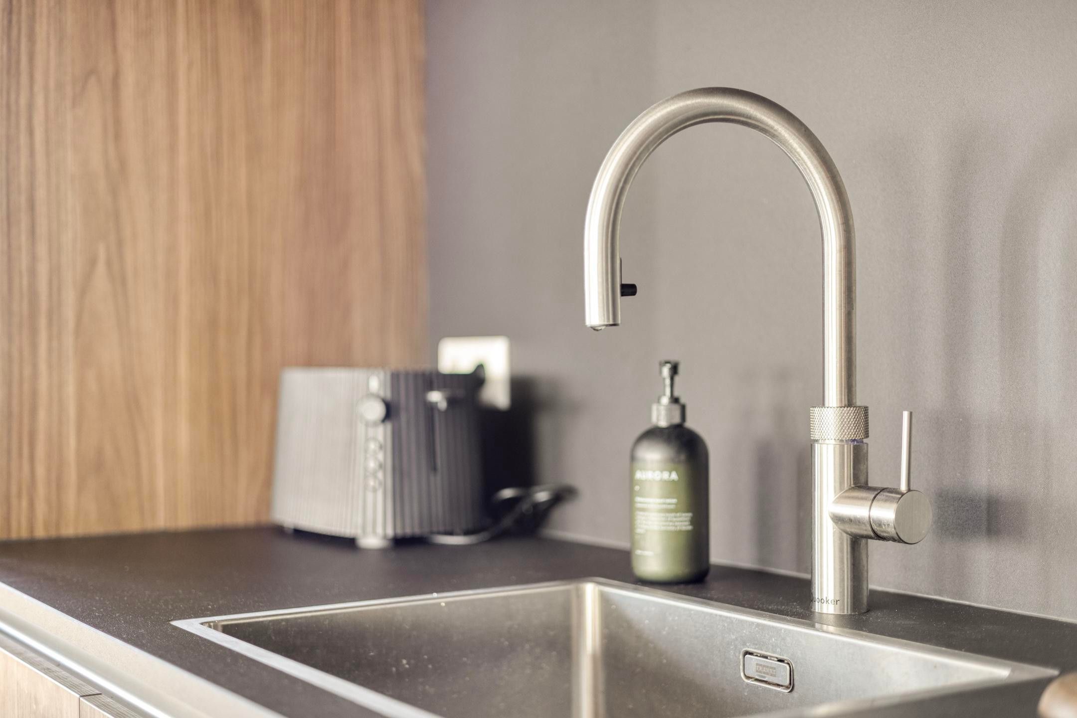 Foto 33 van Vincent van den Heuvellaan 419