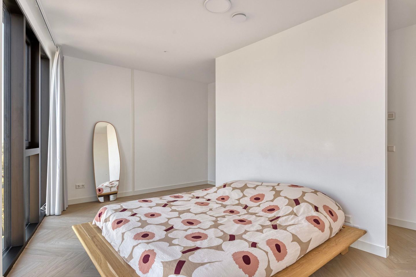 Foto 44 van Vincent van den Heuvellaan 419