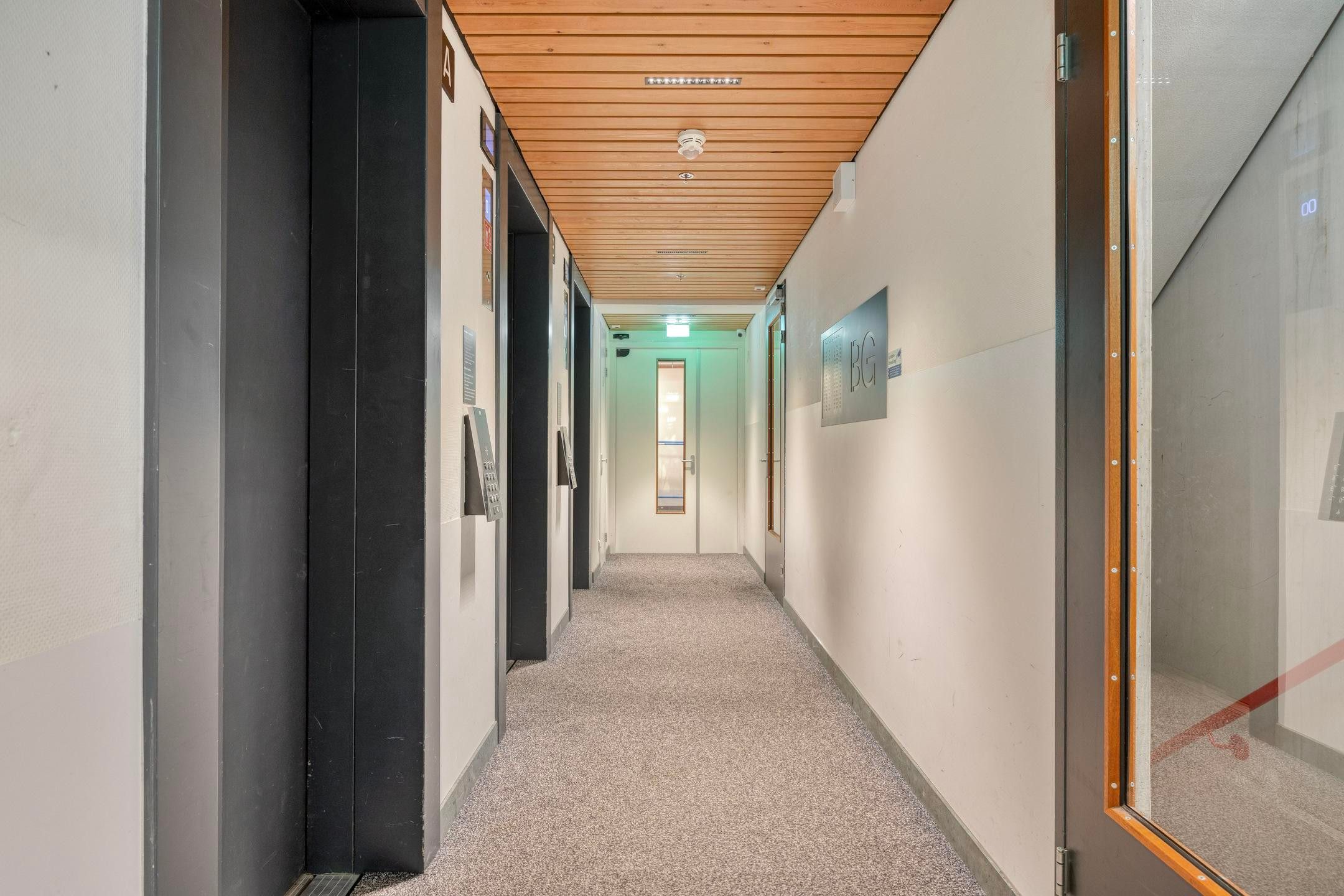 Foto 9 van Vincent van den Heuvellaan 419