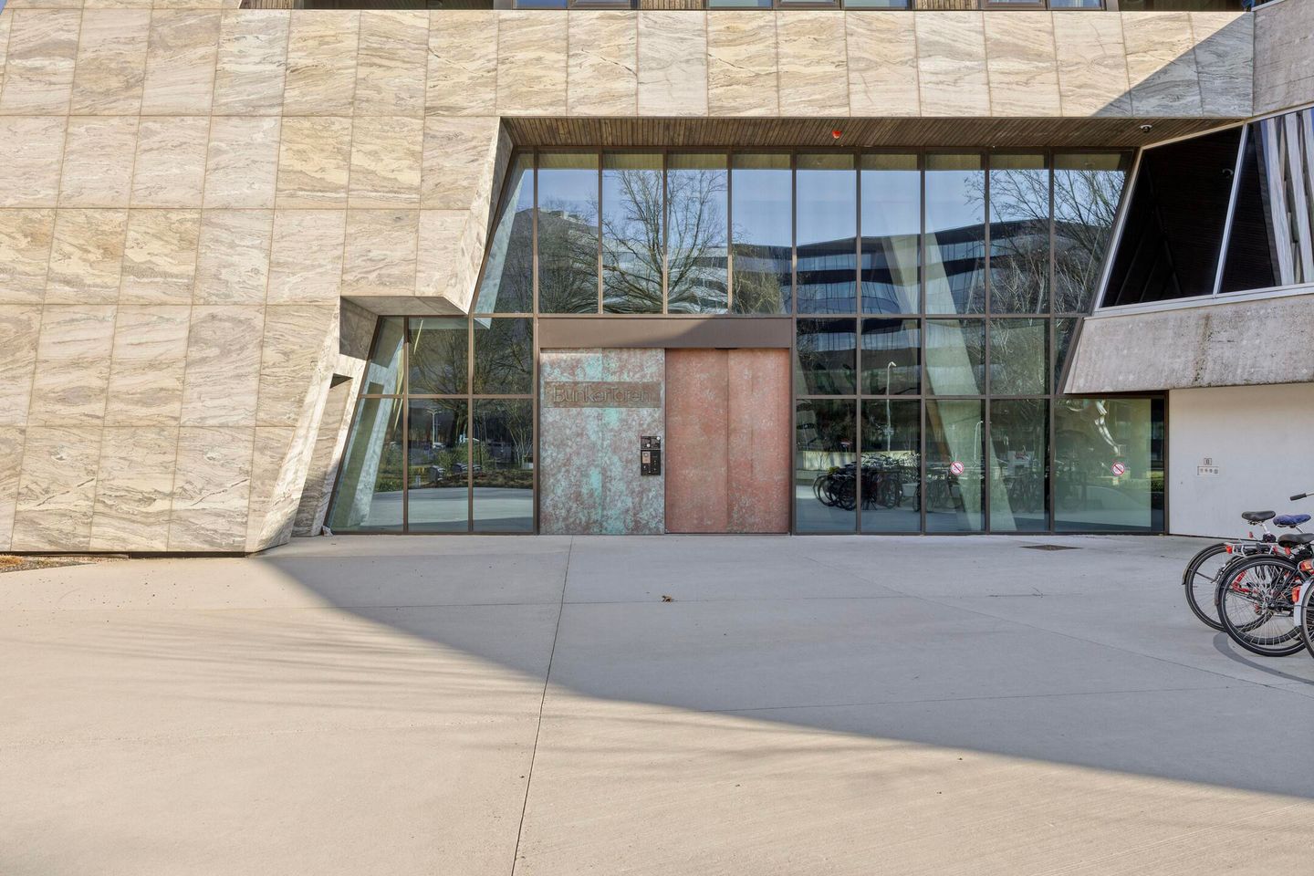 Foto 4 van Vincent van den Heuvellaan 419