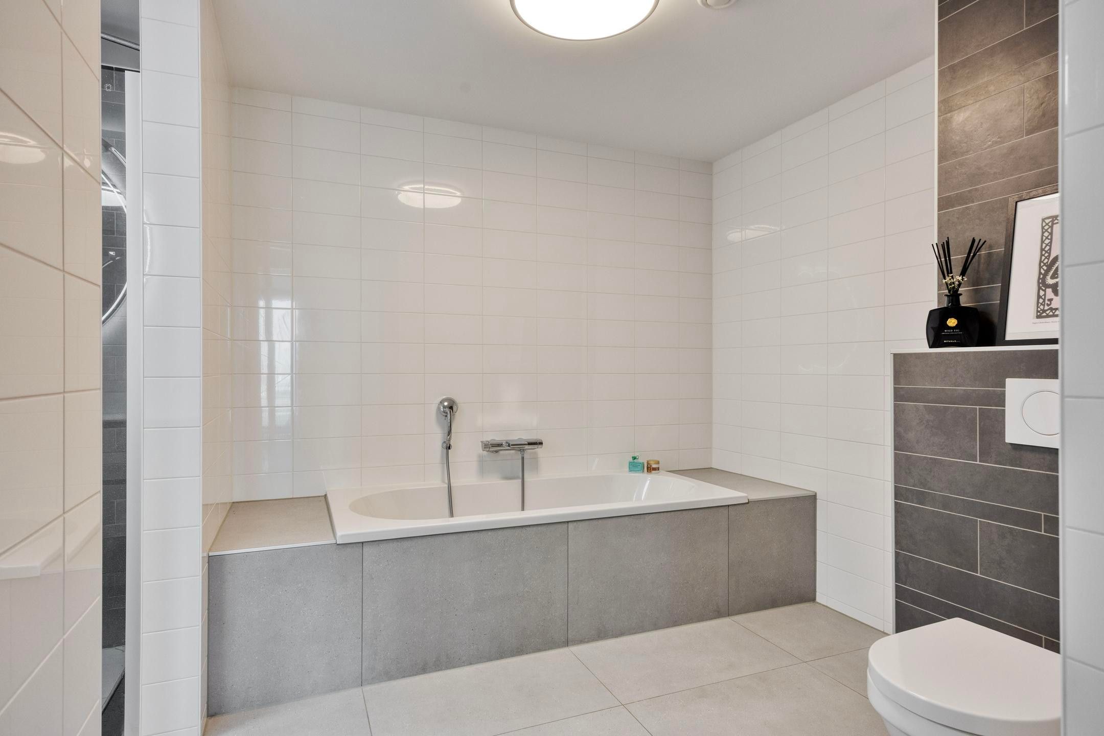 Foto 60 van Vincent van den Heuvellaan 419