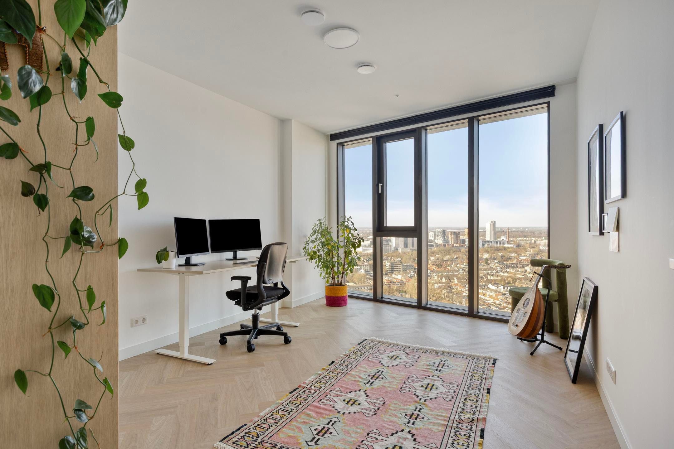 Foto 69 van Vincent van den Heuvellaan 419