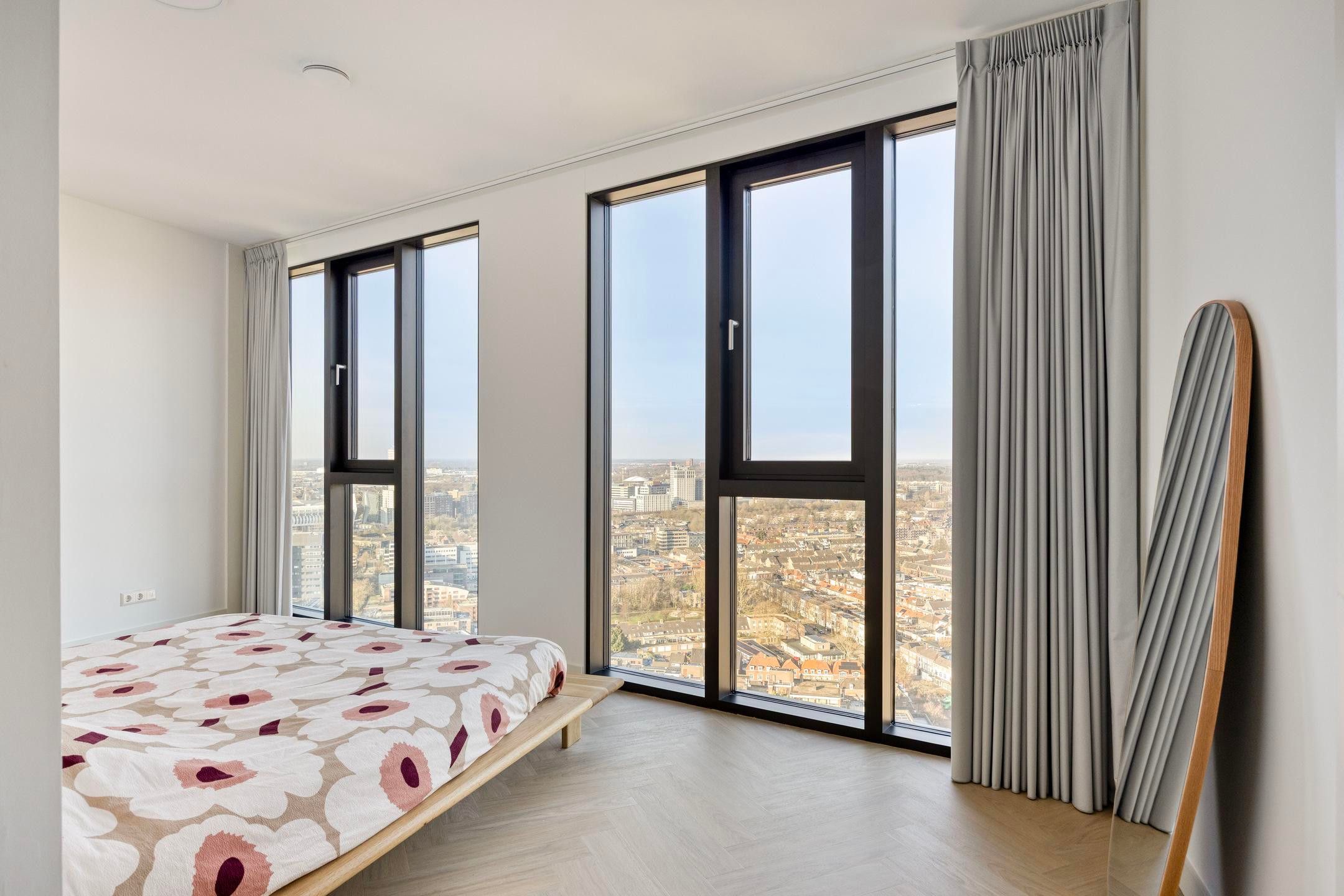 Foto 48 van Vincent van den Heuvellaan 419