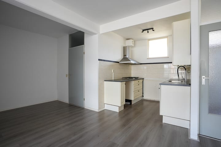 Photo 5 of Kerkplein 7