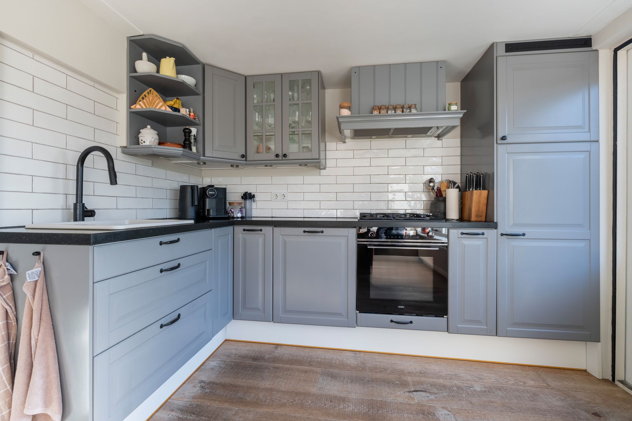 Foto 12 van Zuidendijk 69