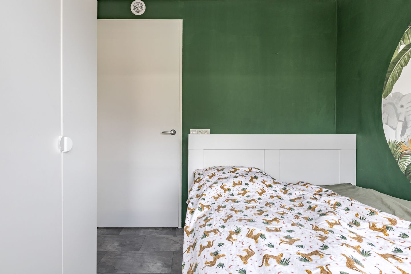 Foto 25 van Purperreiger 37