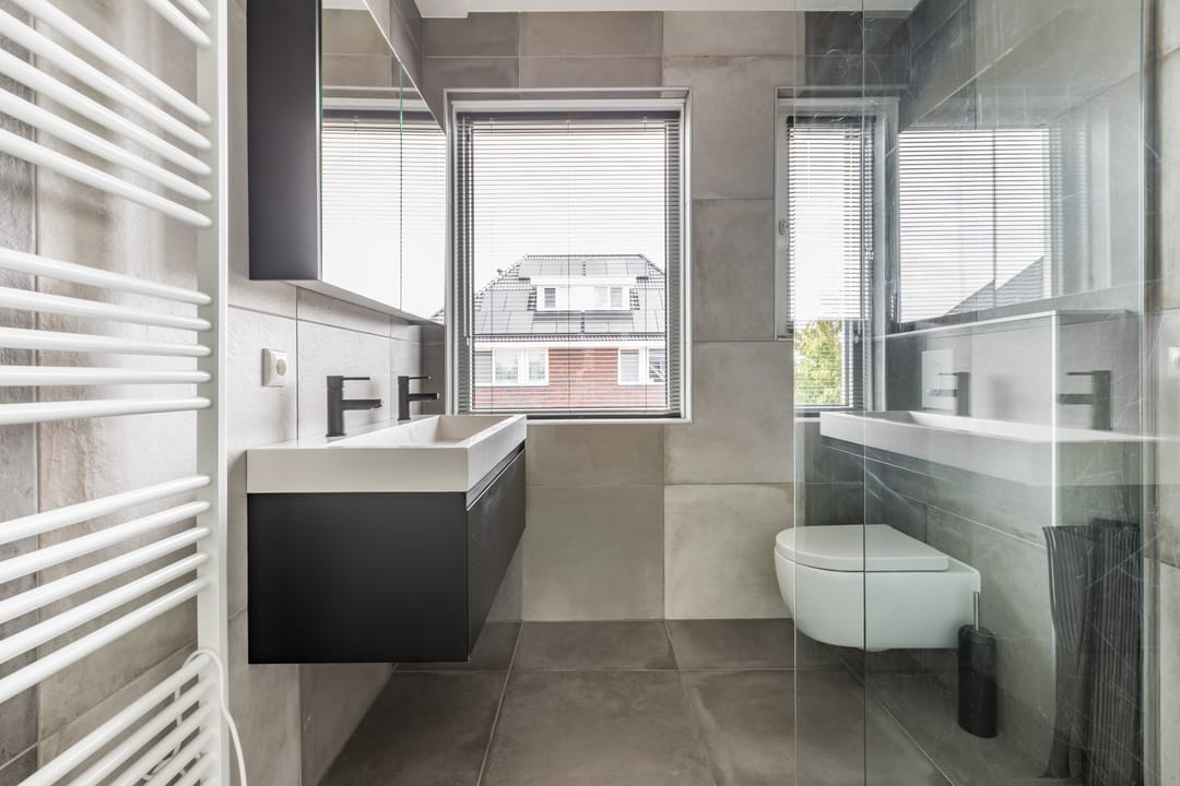 Foto 28 van Purperreiger 37