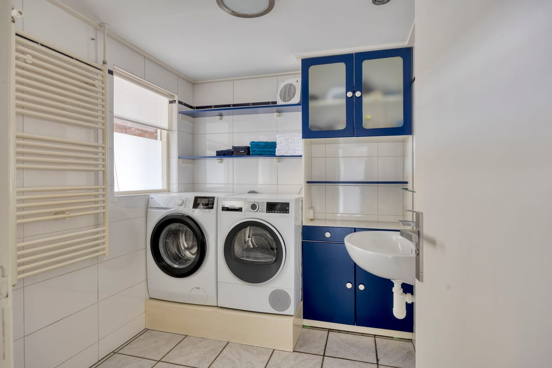 Photo 17 of Reinout van Valkenburgstraat 13