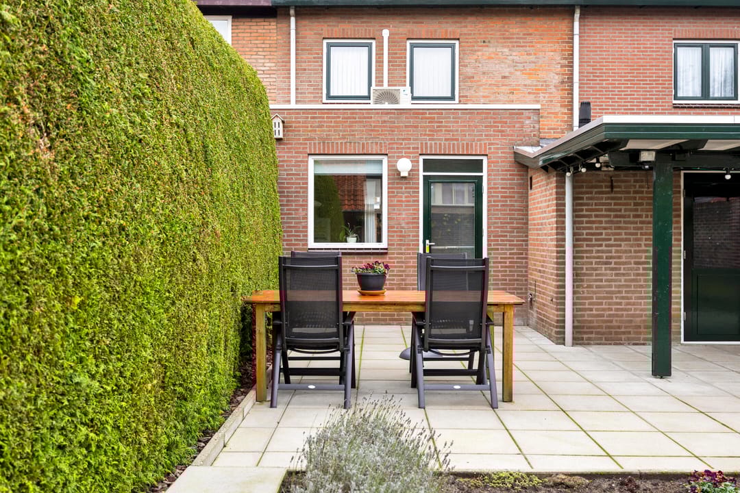 Photo 31 of Reinout van Valkenburgstraat 13