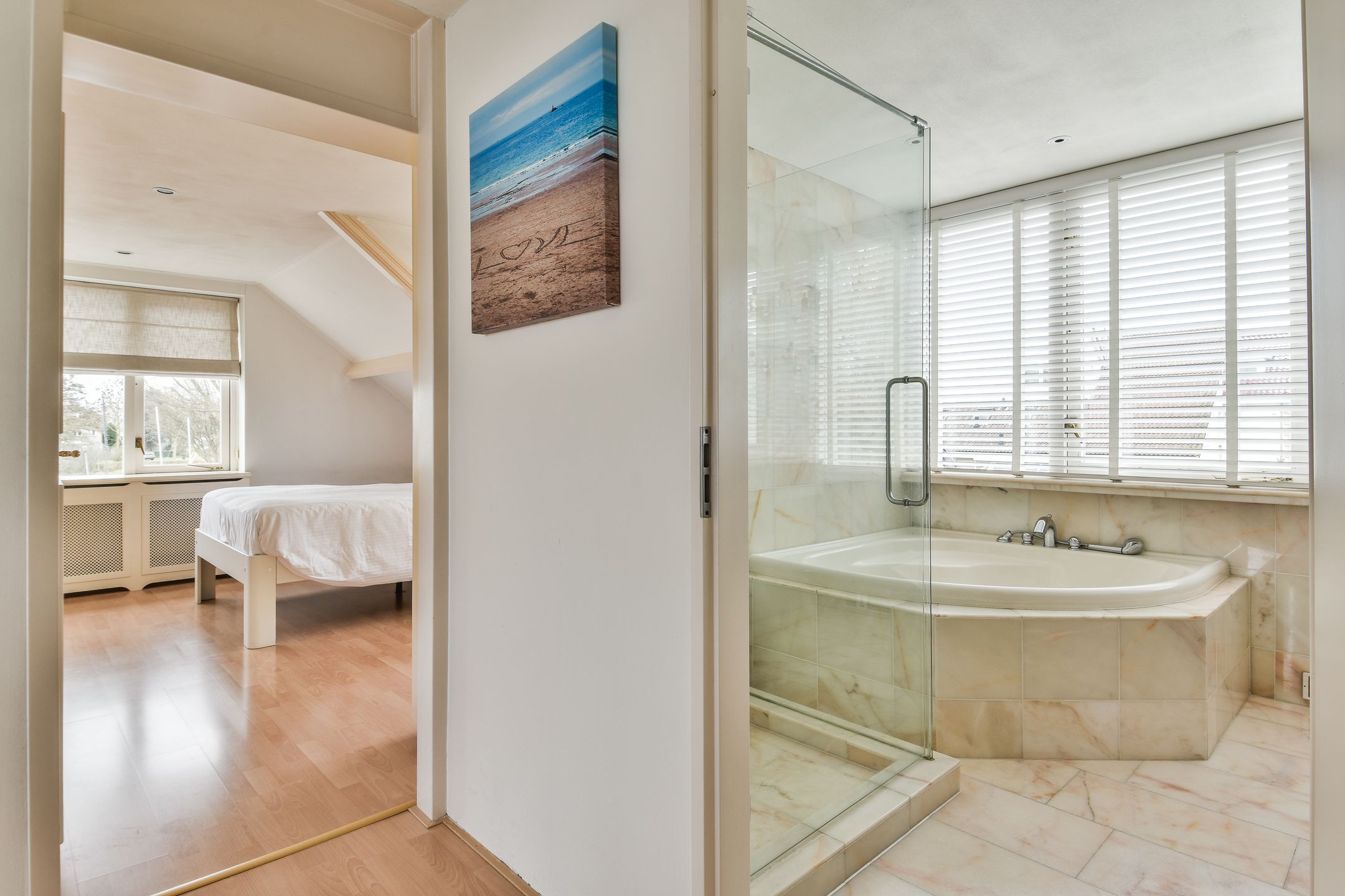 Photo 27 of Boomgat 10