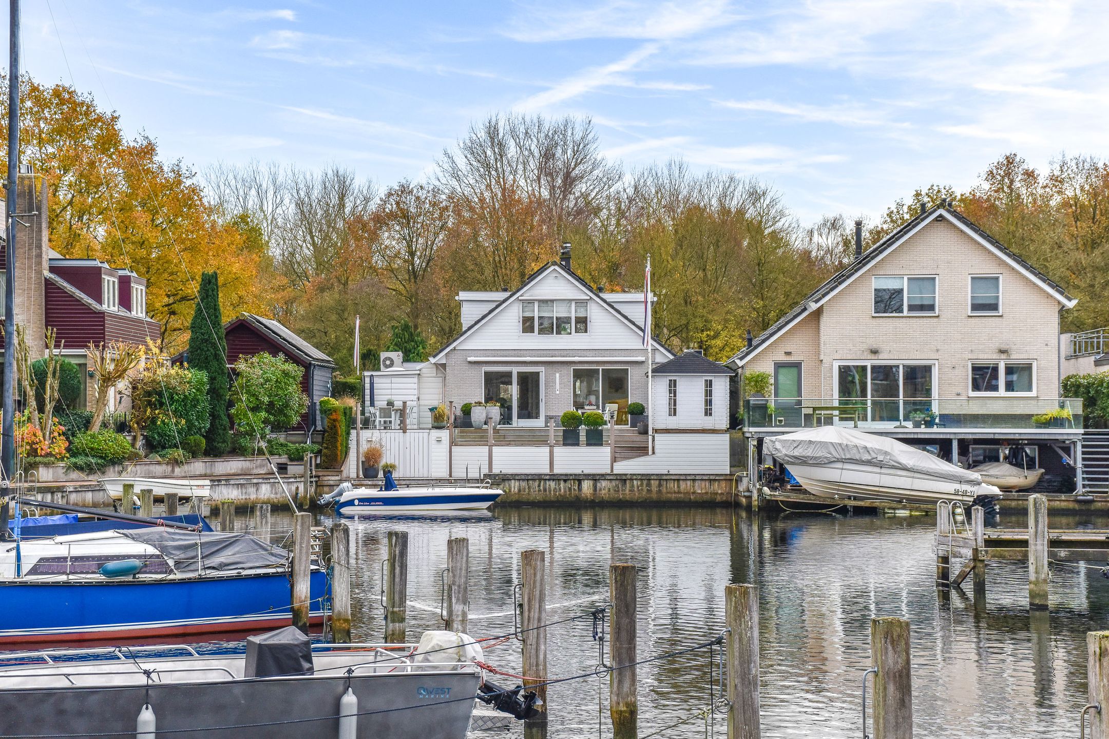 Photo 30 of Boomgat 10