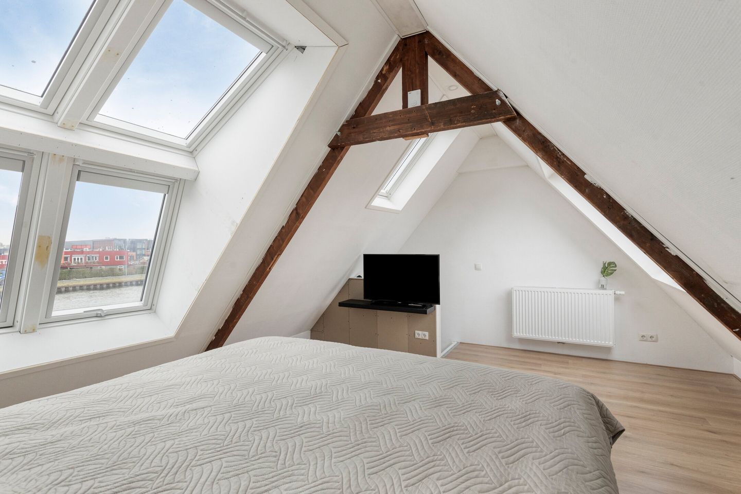 Photo 25 of Kanaalstraat 15