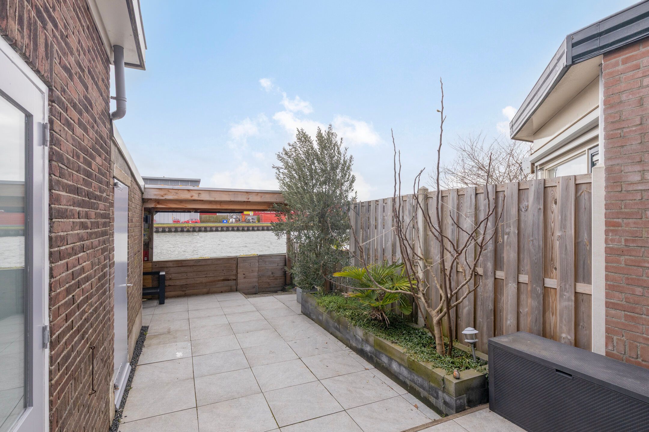 Photo 27 of Kanaalstraat 15