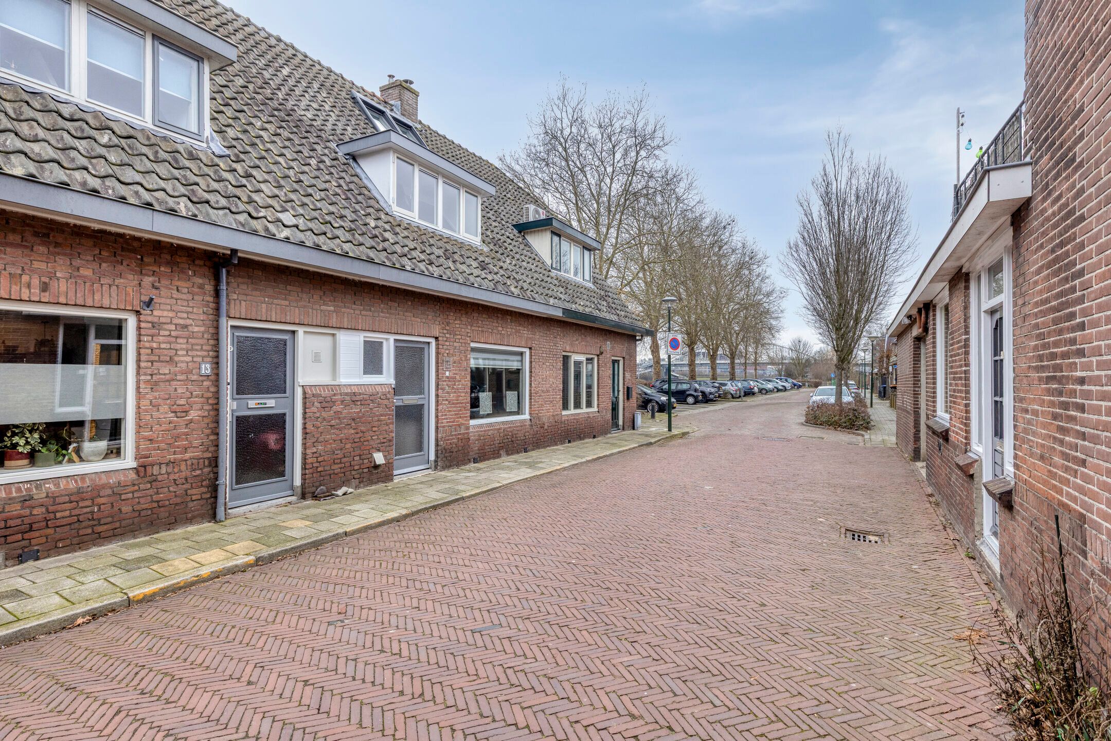 Photo 33 of Kanaalstraat 15