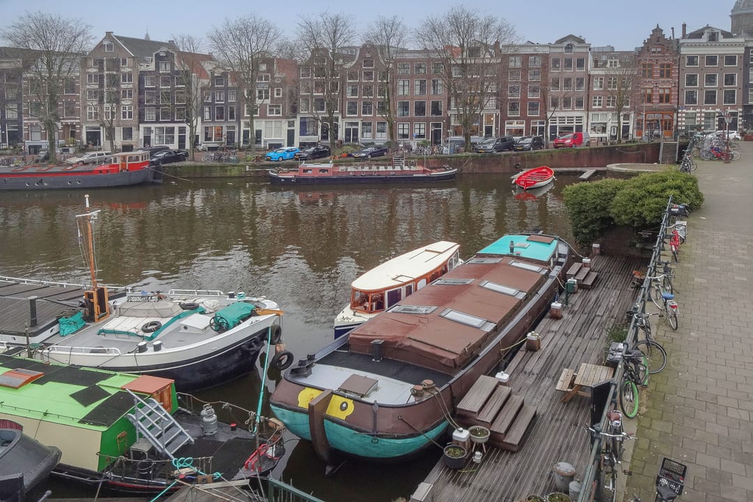 Photo 1 of Binnenkant 1-B