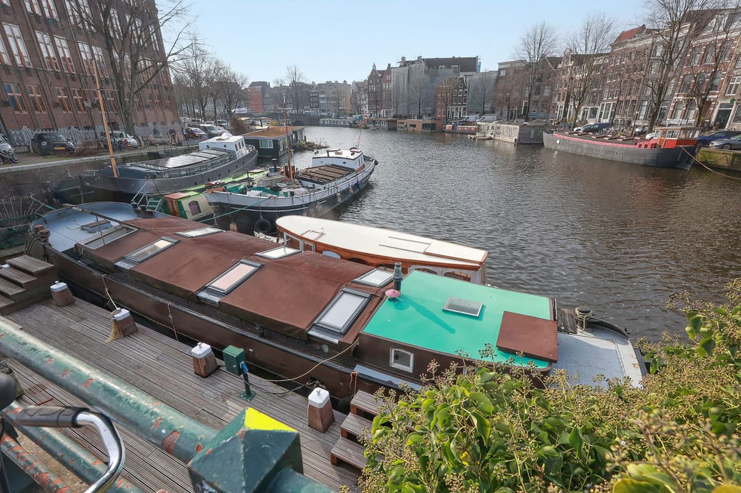Photo 26 of Binnenkant 1-B