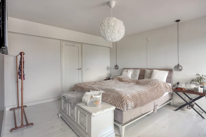 Charming Monumental Detached House with Spacious Outdoor Storage — 41