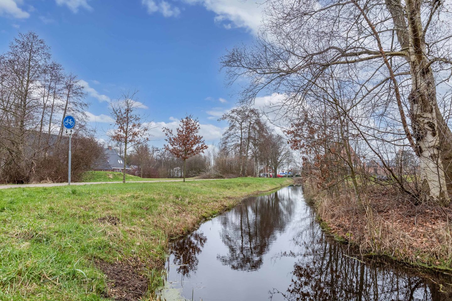 Photo 35 of Hanebalken 145